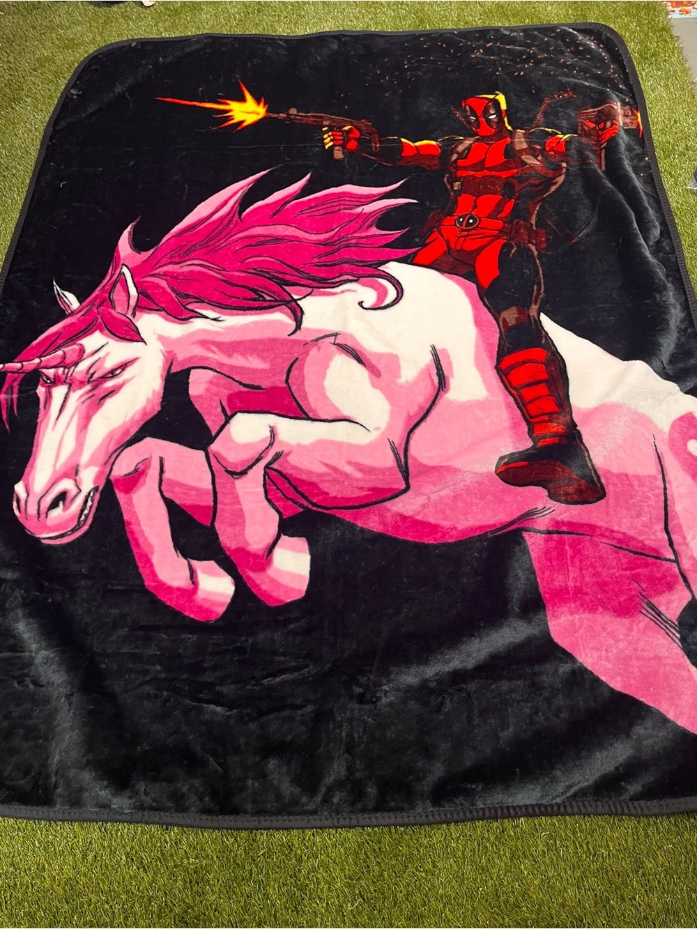 Deadpool x Pink Unicorn Plush Throw Blanket - Black & Pink